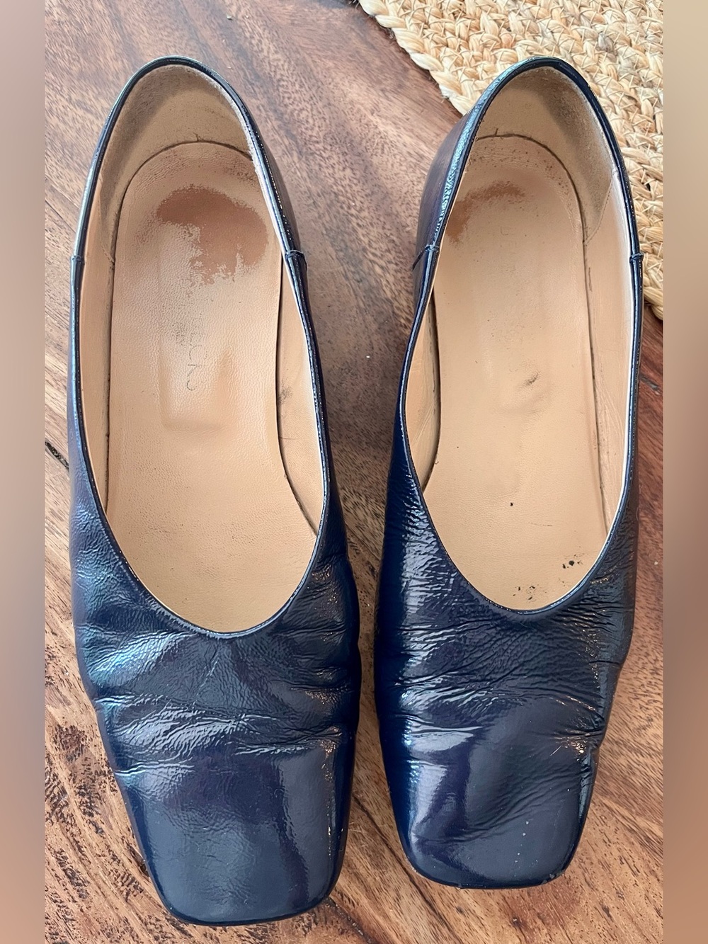 Bells & Becks Classic Women's Navy Leather Square-Toe Flats